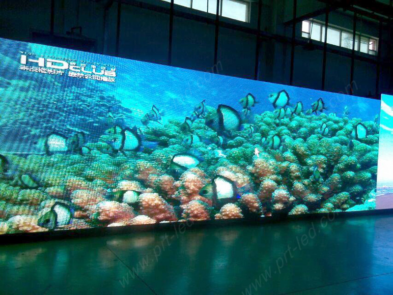 P10 Full Color LED Moving Sign with High Brightness
