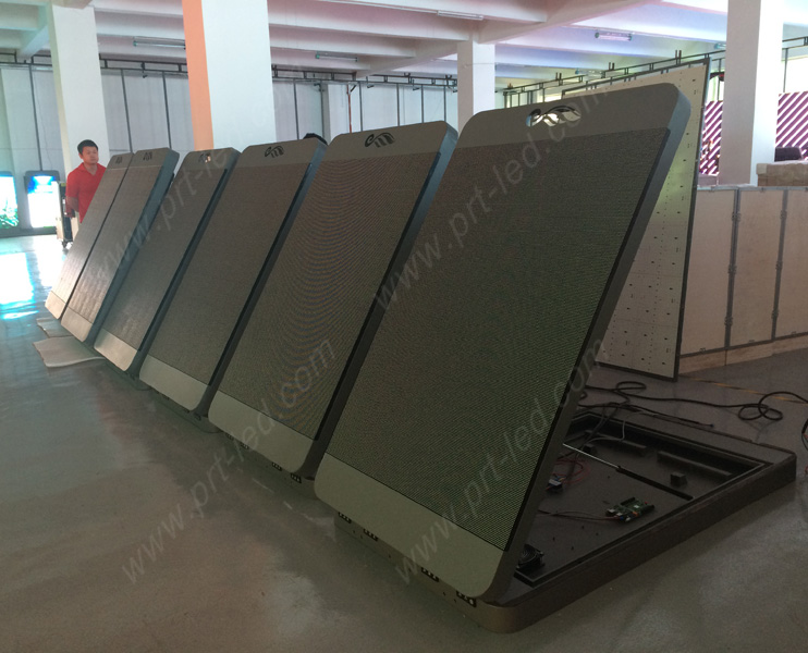 Customized Player P5 Advertising LED Display Panel for Standing Poles