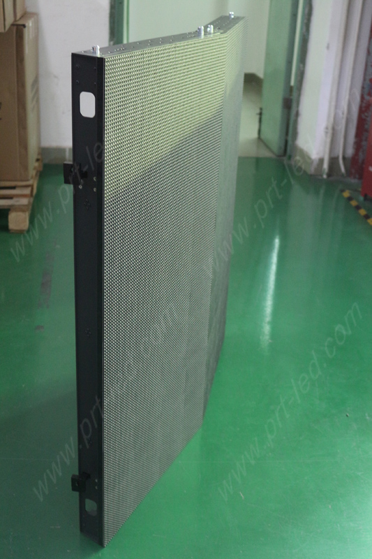 Indoor Slim Aluminum Full Color Arc LED Curtain (P5.68, P6.25, P8.928)