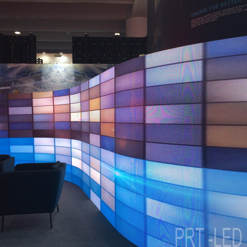 P5.95 Full Color Curved LED Display Screen for Outdoor /Indoor
