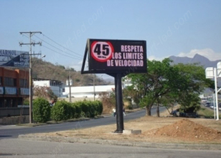 Roadside LED Digital Signage of P10 DIP346 RGB
