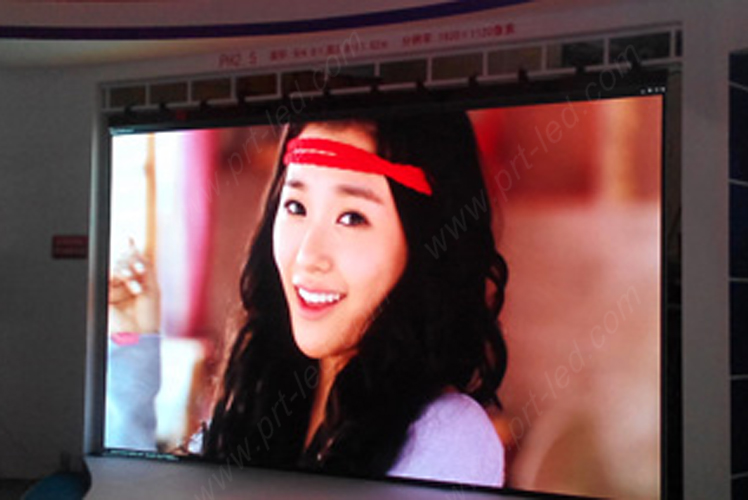 HD P2.5 Full Color LED Video Wall for Indoor Display Screen
