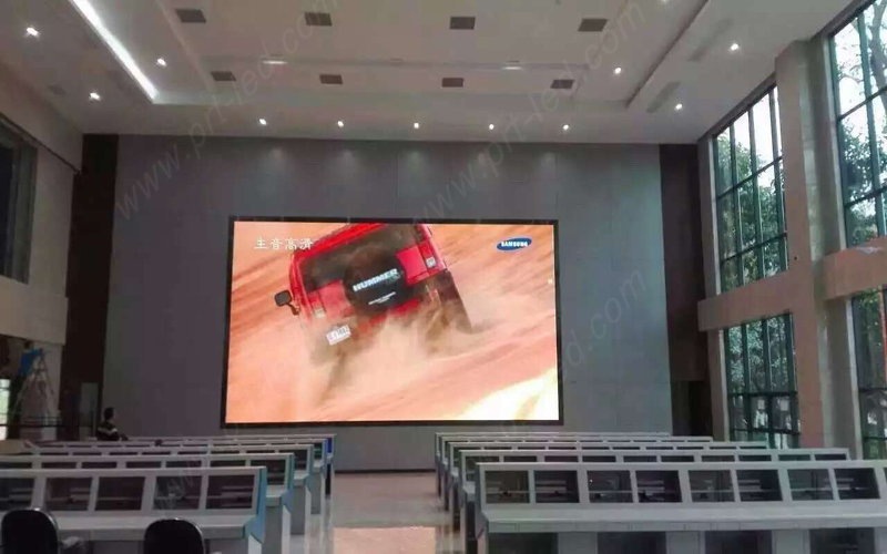Indoor P3 Full Color LED Video Wall with High Contrast