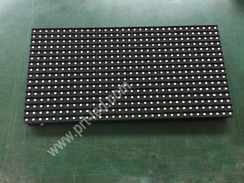 SMD3535 3 in 1 P10 RGB LED Module with High Brightness