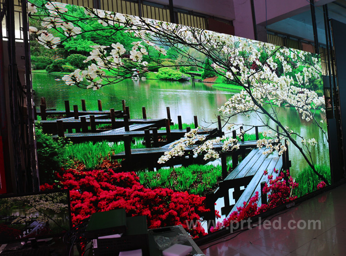 Die-Casting P1.923 Indoor Full Color LED Display Panel with Front Access